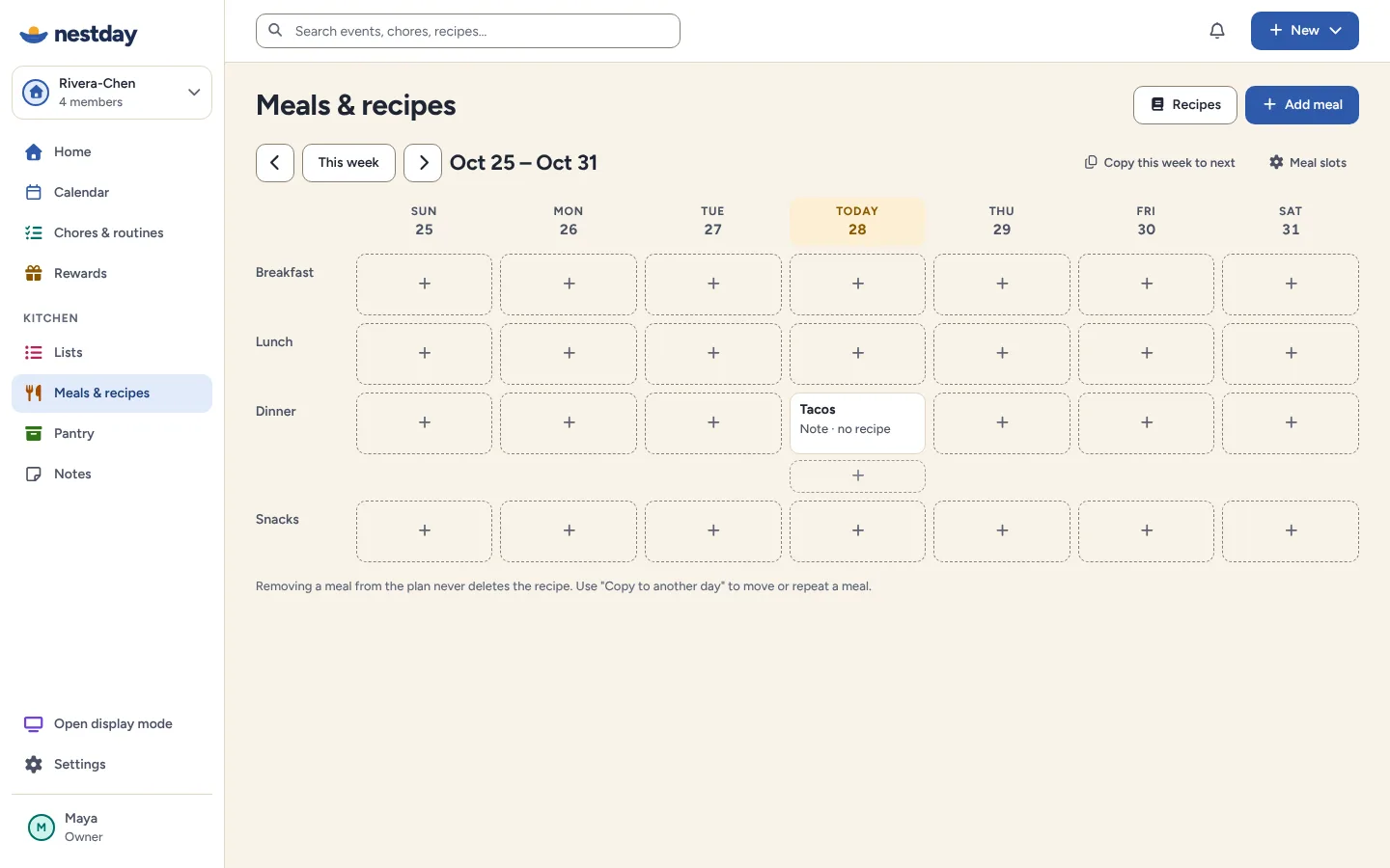 Weekly meal planner with tacos planned for dinner today.